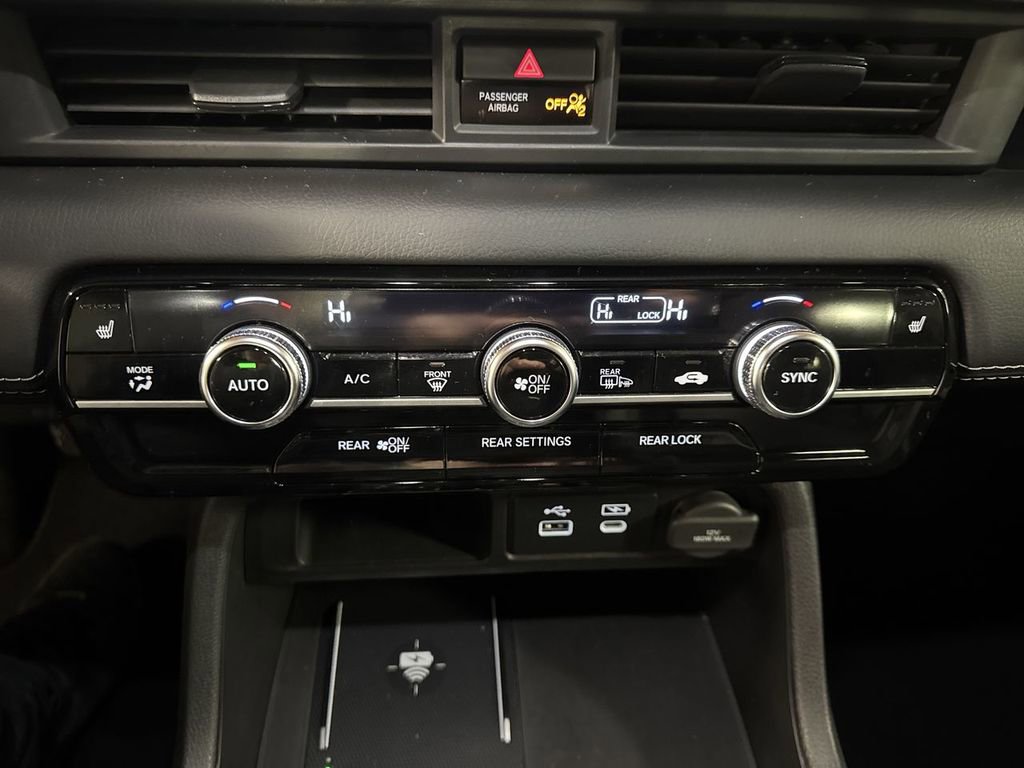 Certified 2023 Honda Pilot Touring image 27