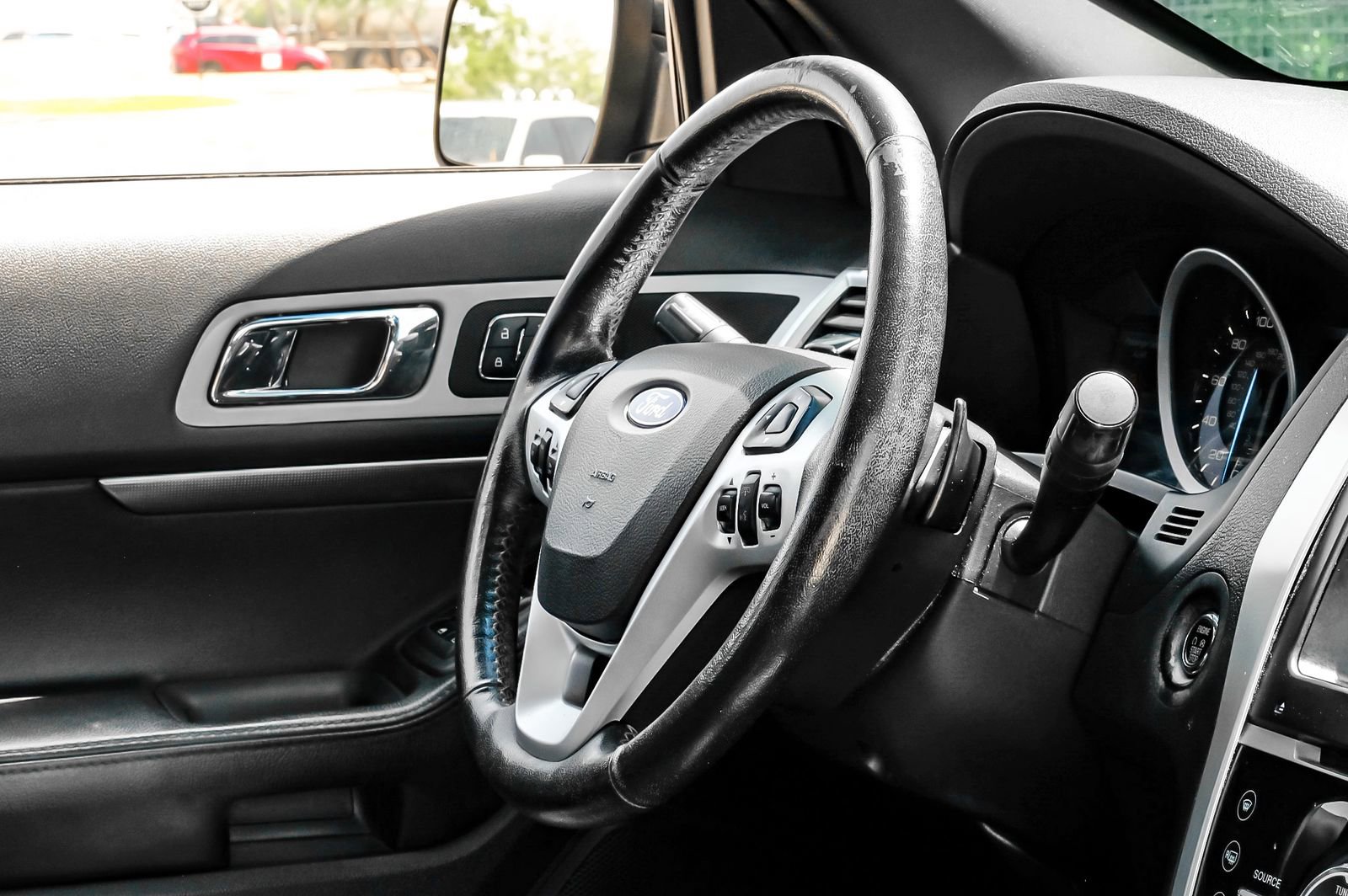 Used 2014 Ford Explorer Sport w/ Equipment Group 401A AWD/4WD image 13