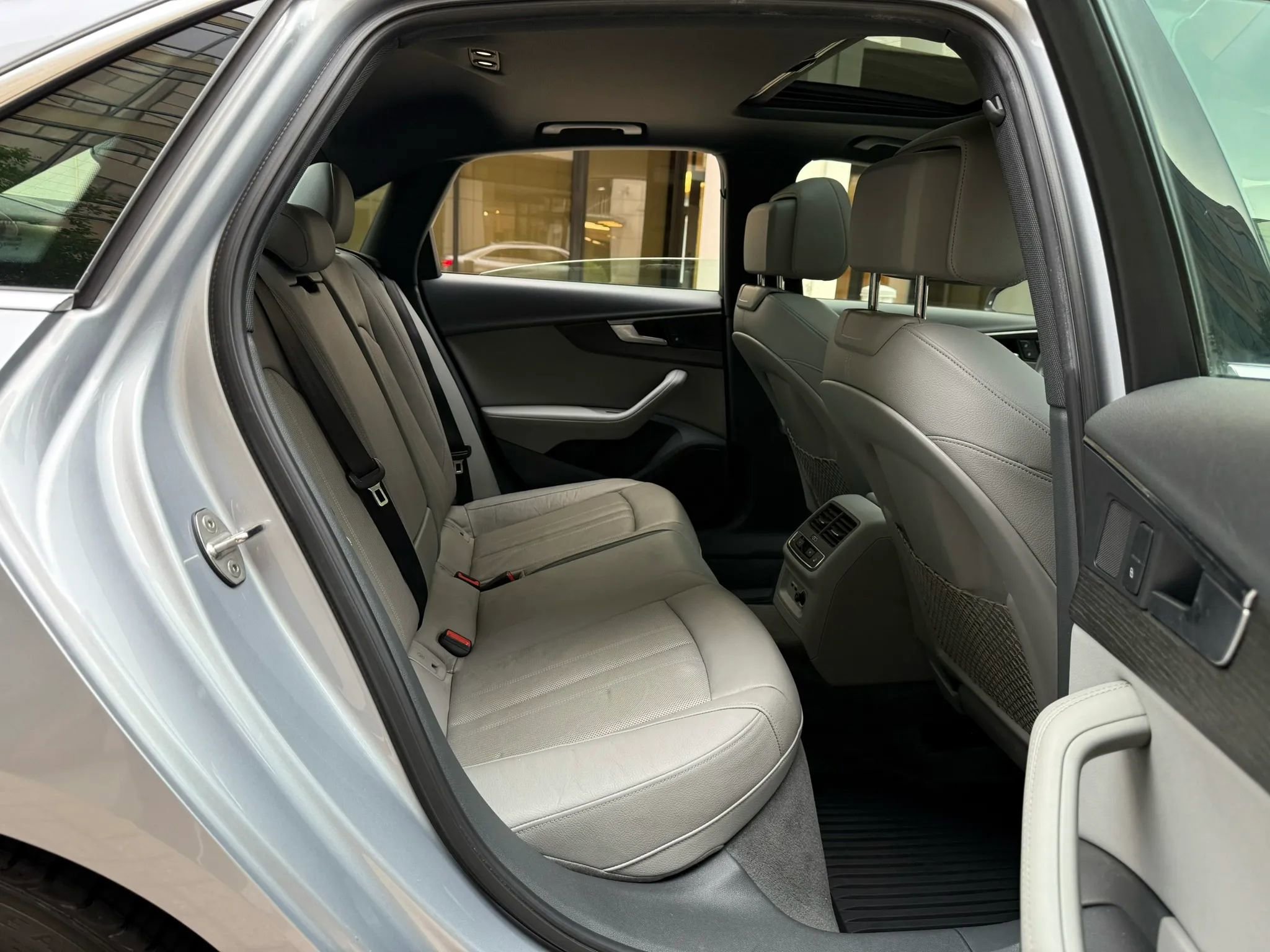 Used 2019 Audi A4 2.0T Premium Plus w/ Premium Plus Package AWD/4WD image 28