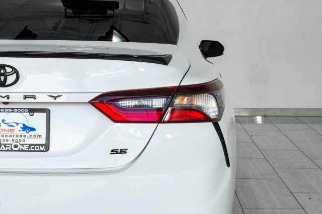 Used 2021 Toyota Camry SE FWD image 44