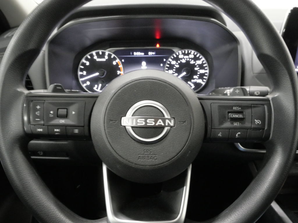 Used 2024 Nissan Rogue S FWD image 16