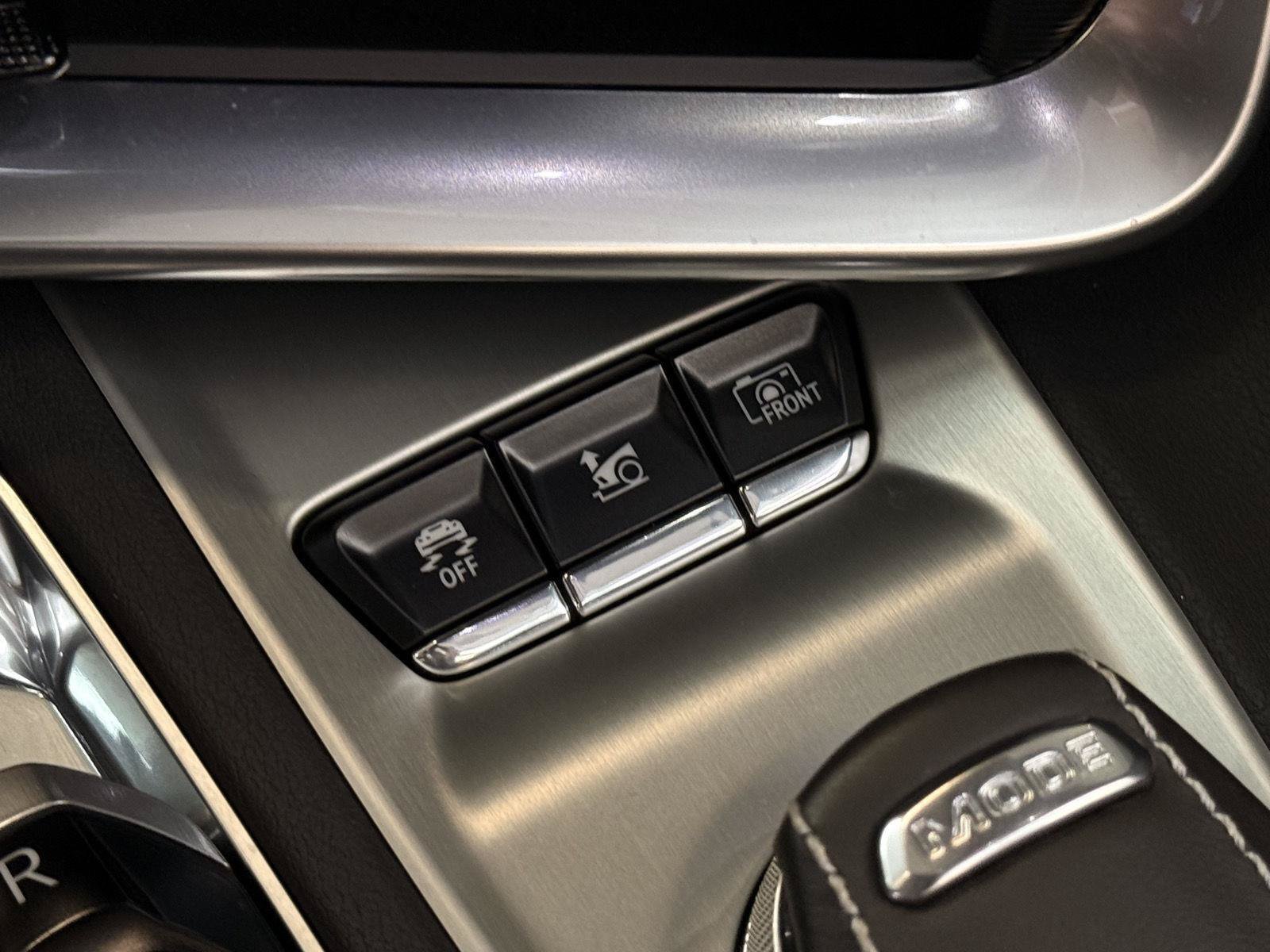 Used 2024 Chevrolet Corvette Stingray Preferred Conv w/ Z51 Performance Package RWD image 28