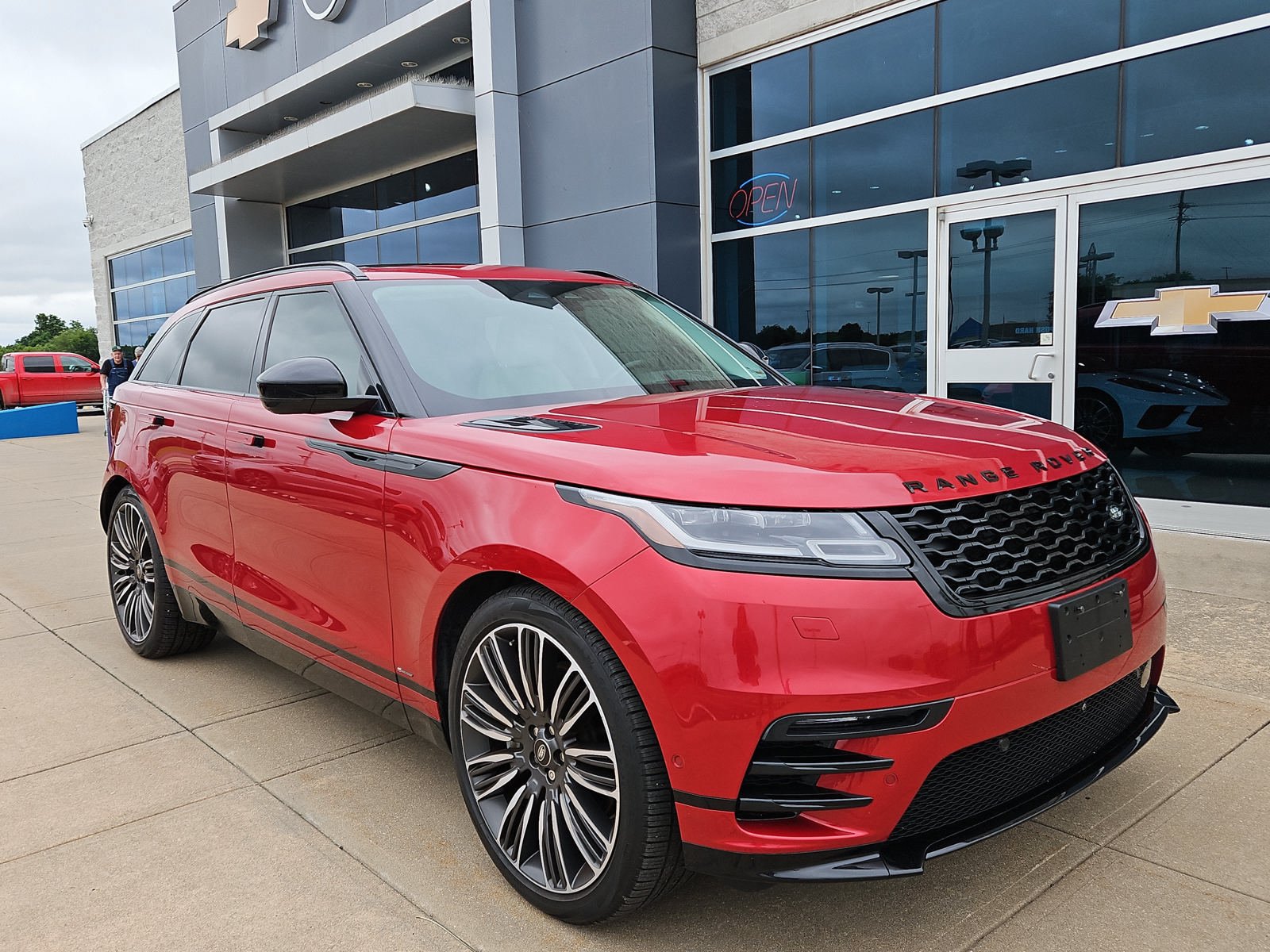 Used 2021 Land Rover Range Rover Velar R-Dynamic HSE AWD/4WD image 1