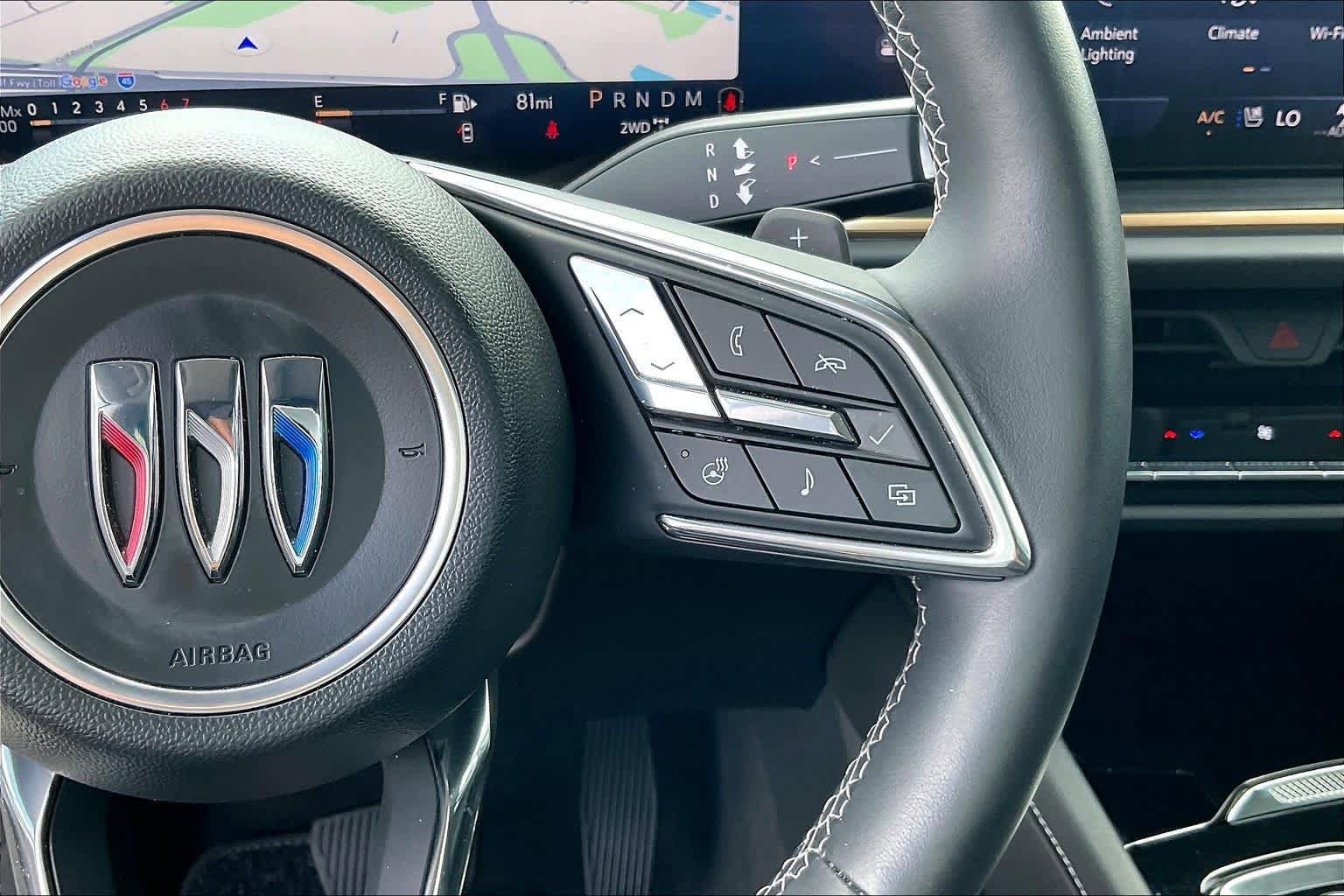 Used 2025 Buick Envision Avenir AWD/4WD image 25