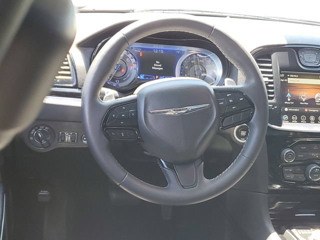 Used 2022 Chrysler 300 S RWD image 11