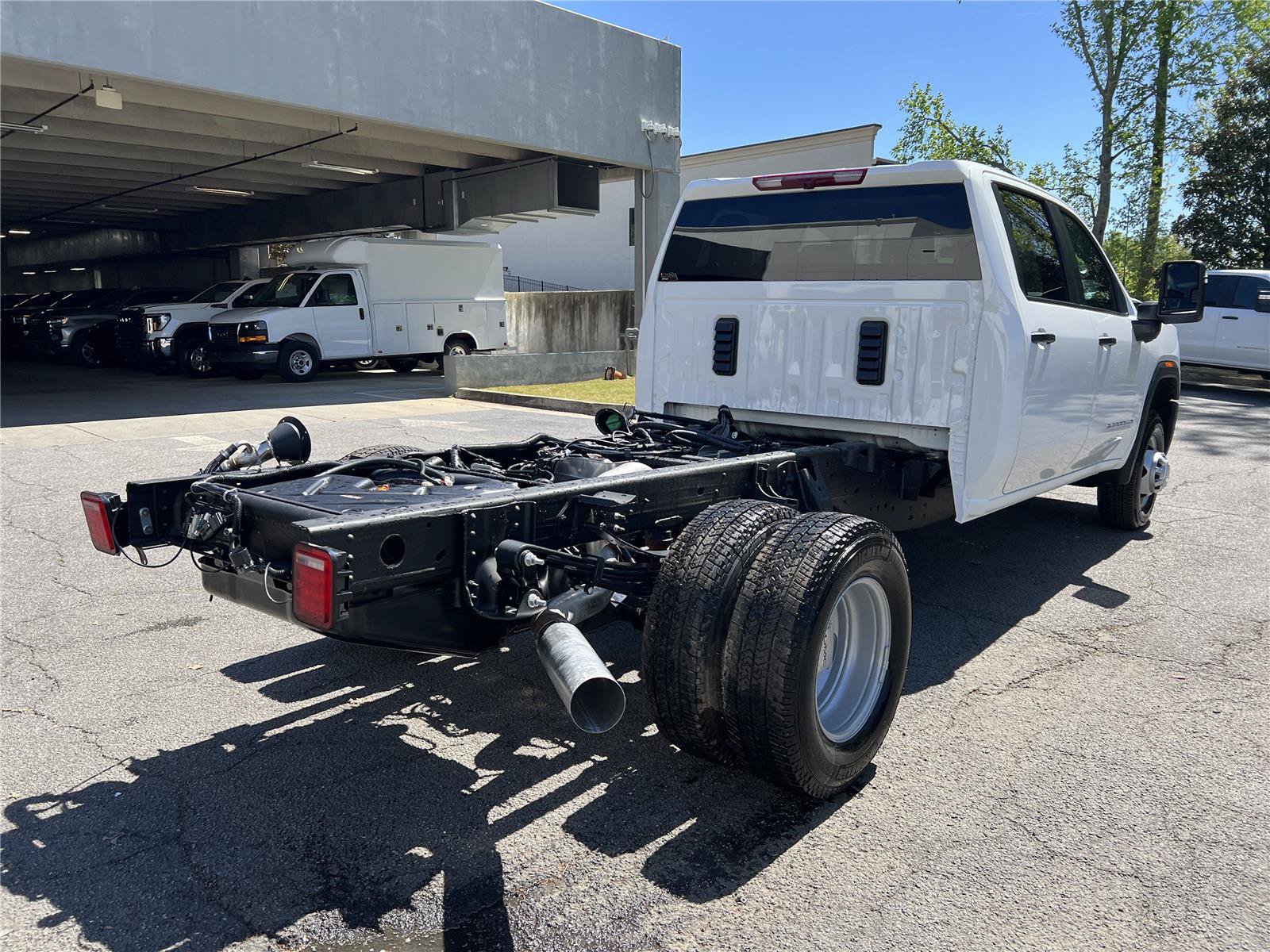 New 2026 GMC Sierra 3500 Pro w/ Convenience Package AWD/4WD image 7