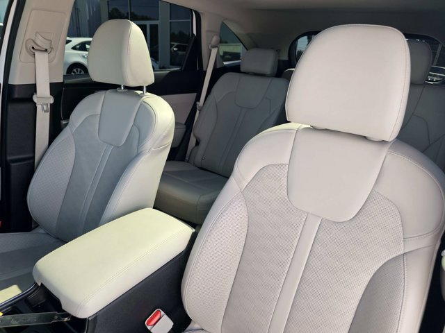 Used 2024 Kia Sorento X-Line EX AWD/4WD image 17