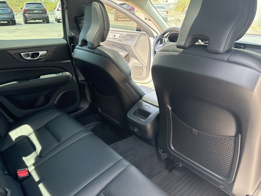 Certified 2024 Volvo S60 B5 Plus w/ Climate Package AWD/4WD image 44