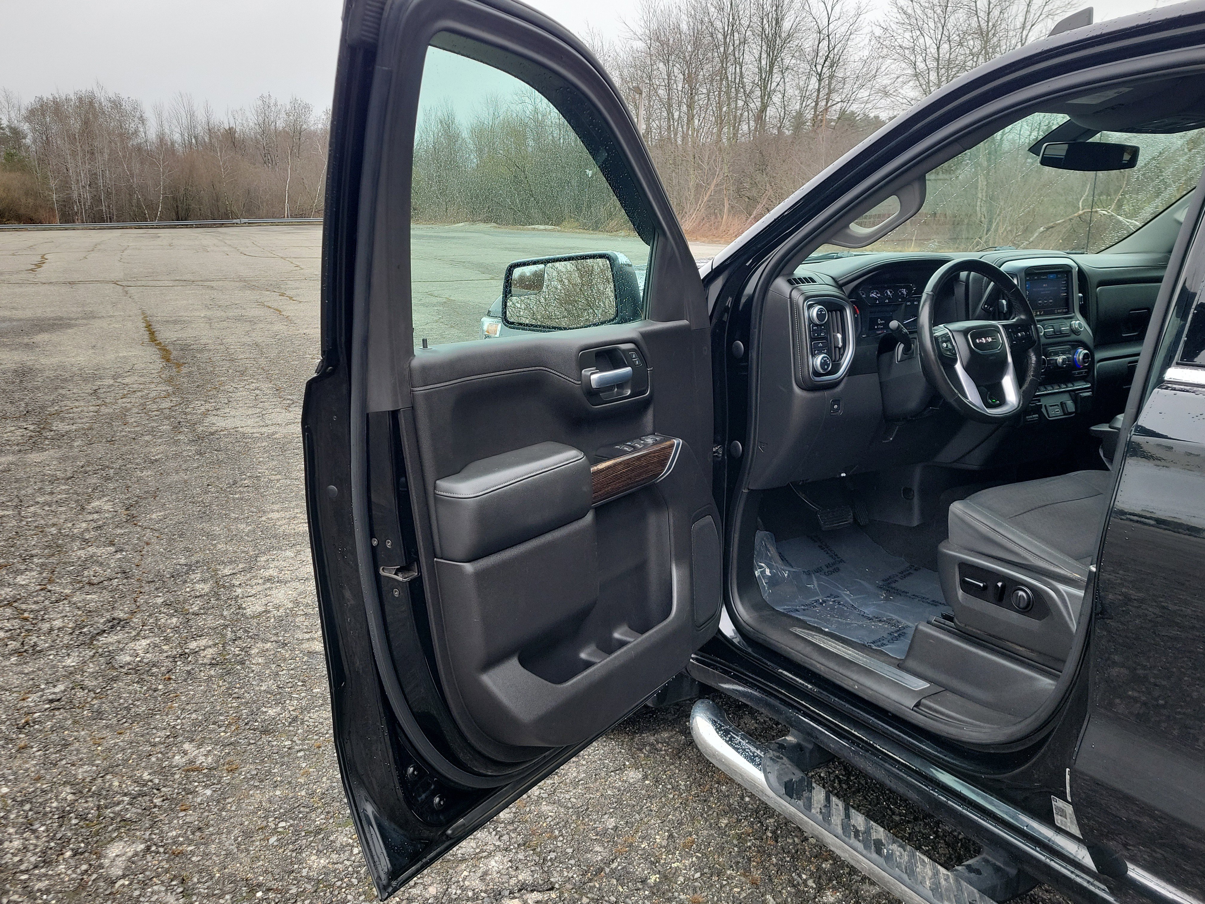 Used 2020 GMC Sierra 1500 SLE w/ SLE Value Package image 15