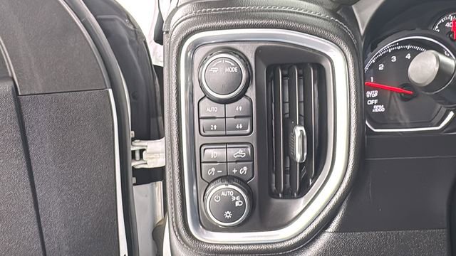 Used 2020 Chevrolet Silverado 1500 LT Trail Boss image 32