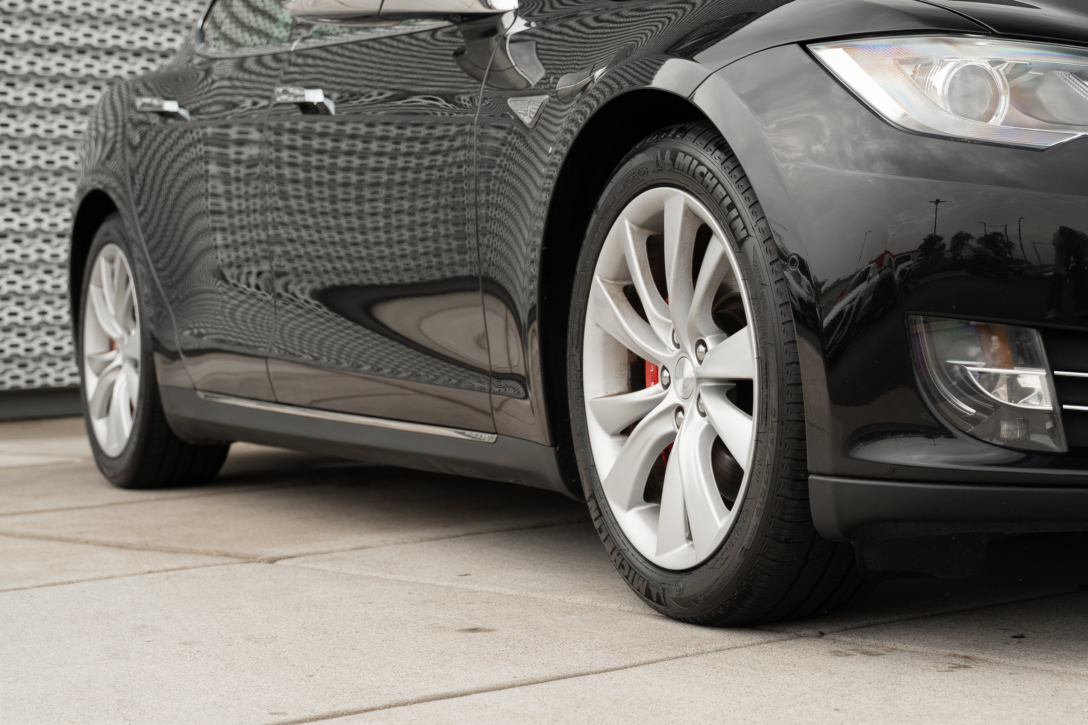 Used 2015 Tesla Model S P90D AWD/4WD image 27