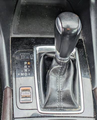 Used 2018 MAZDA MAZDA3 Touring FWD image 13