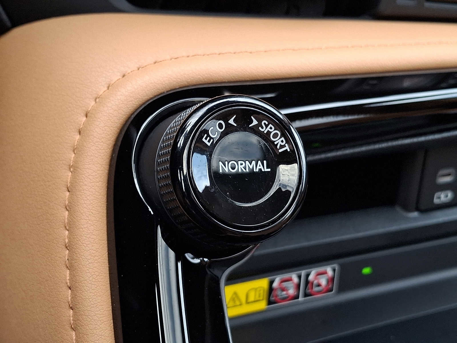 Certified 2024 Lexus NX 350 AWD w/ Vision Package image 24