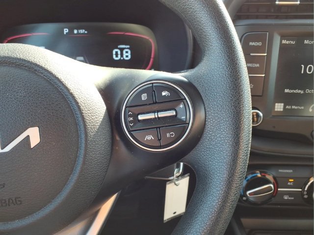 Used 2025 Kia Soul LX w/ LX Technology Package FWD image 22