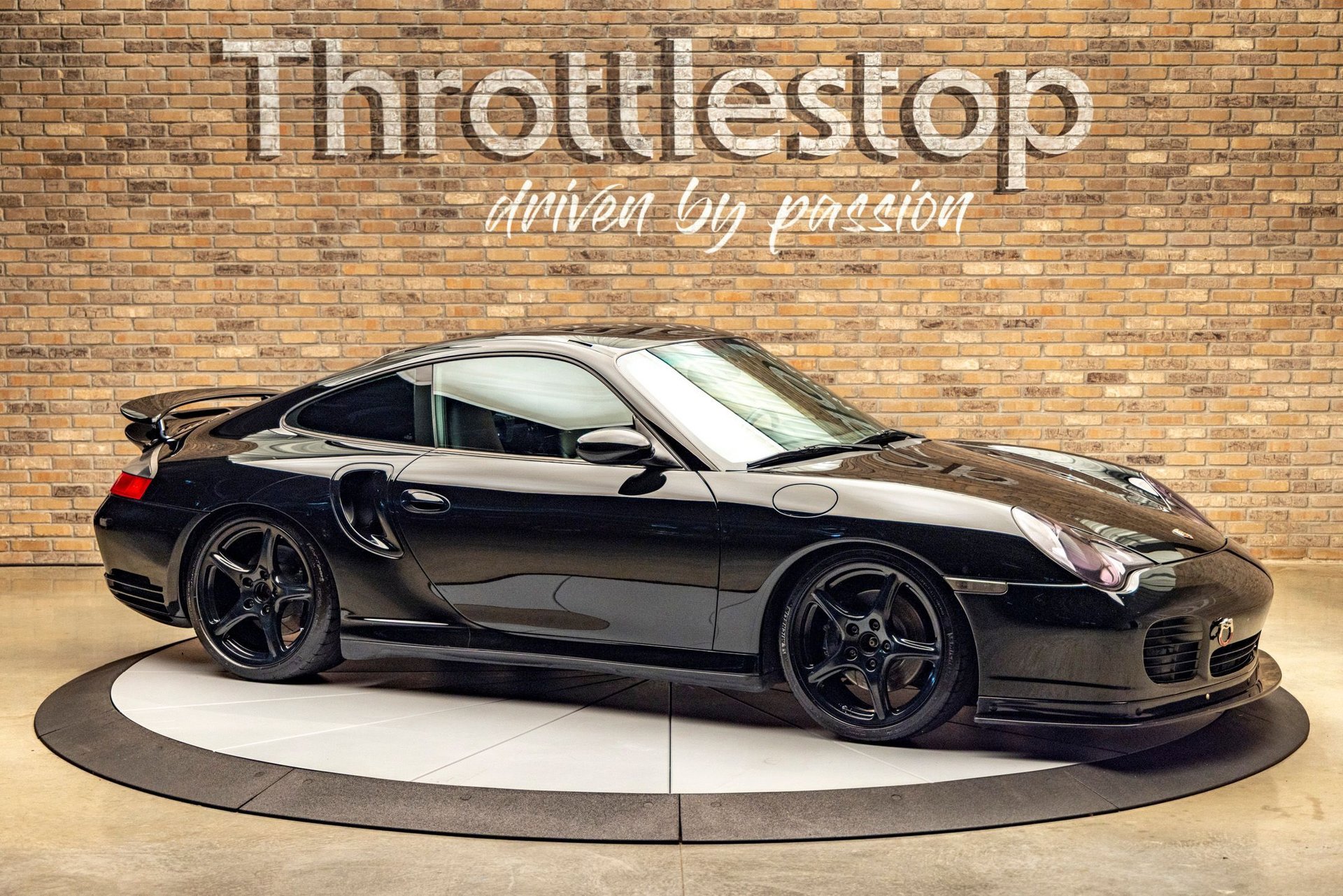 Used 2003 Porsche 911 Turbo image 5