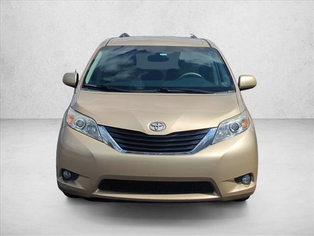 Used 2012 Toyota Sienna LE FWD image 2