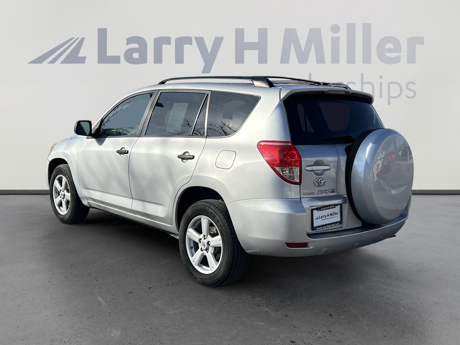 Used 2007 Toyota RAV4 Base image 6