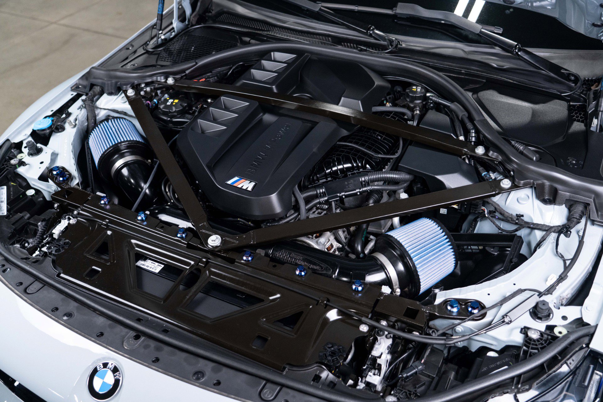 Used 2024 BMW M2 w/ Lighting Package image 19