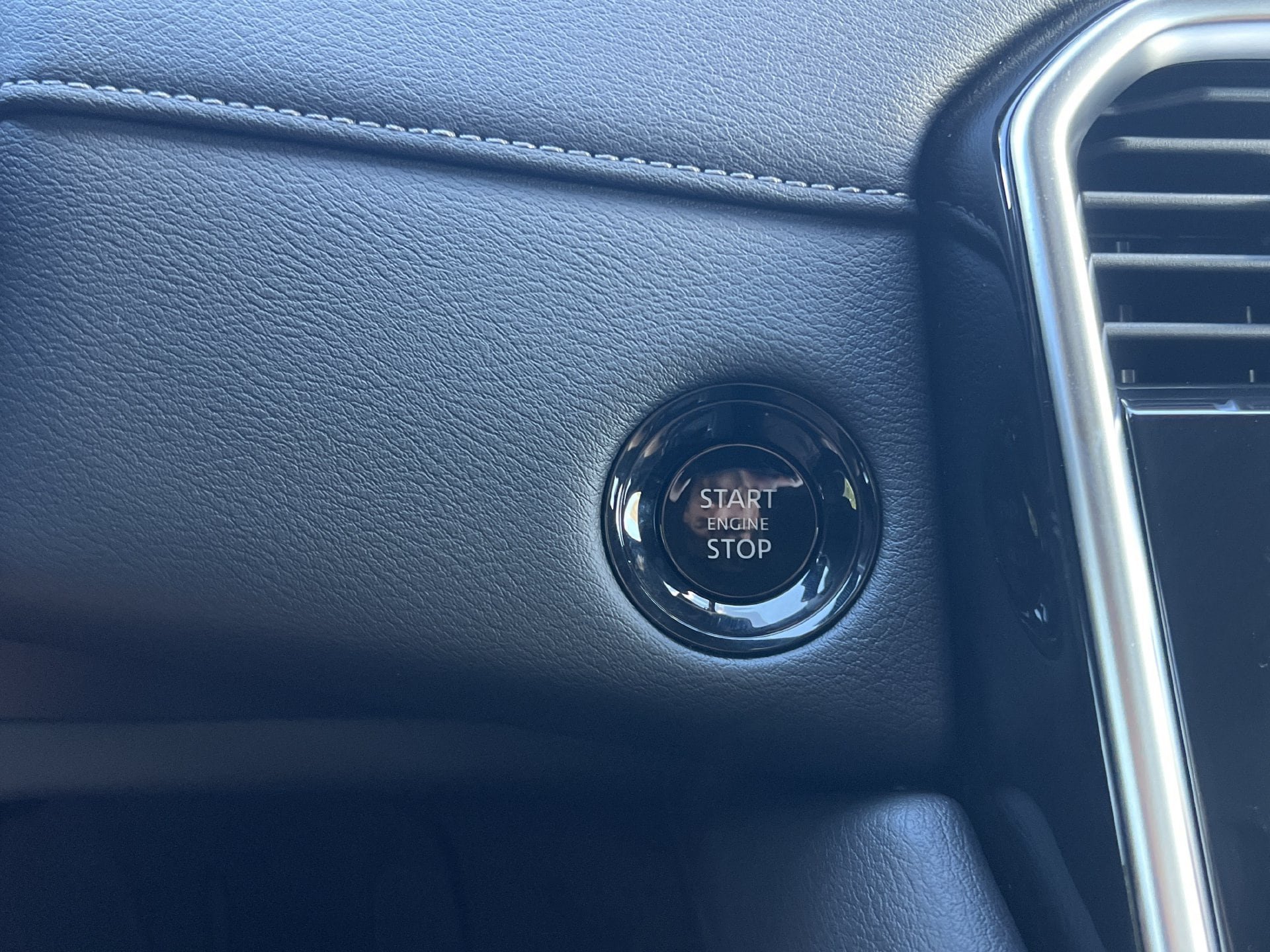 New 2026 Nissan Armada SL AWD/4WD image 7