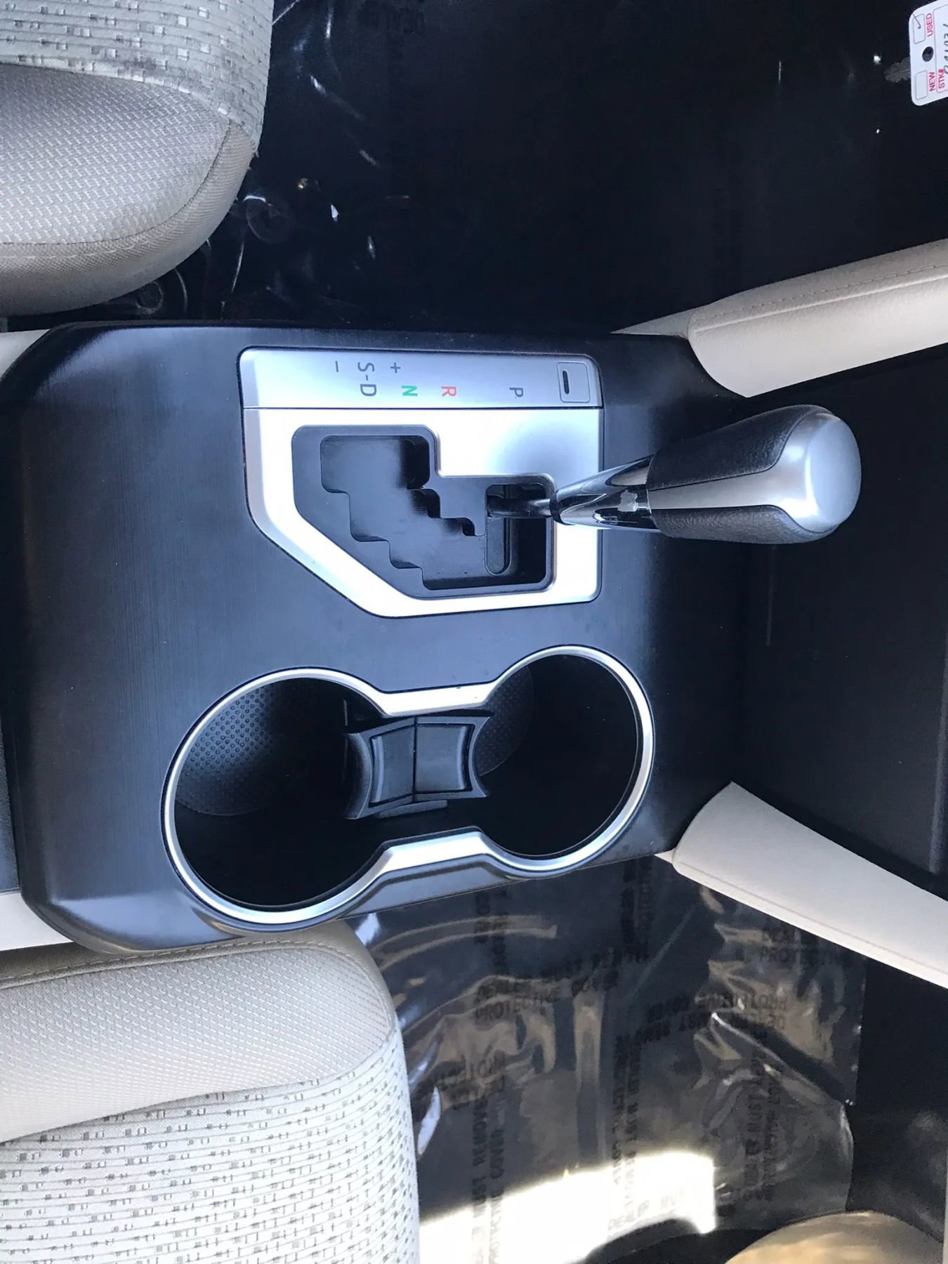 Used 2014 Toyota Camry LE FWD image 25