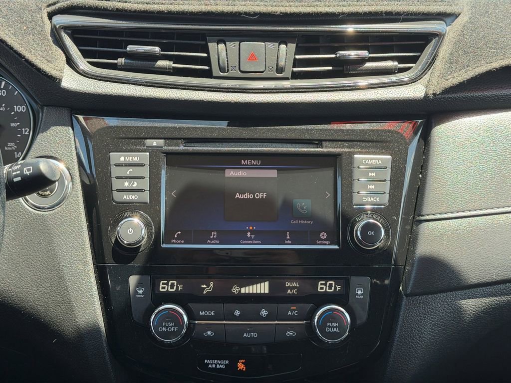 Used 2019 Nissan Rogue SV FWD image 13