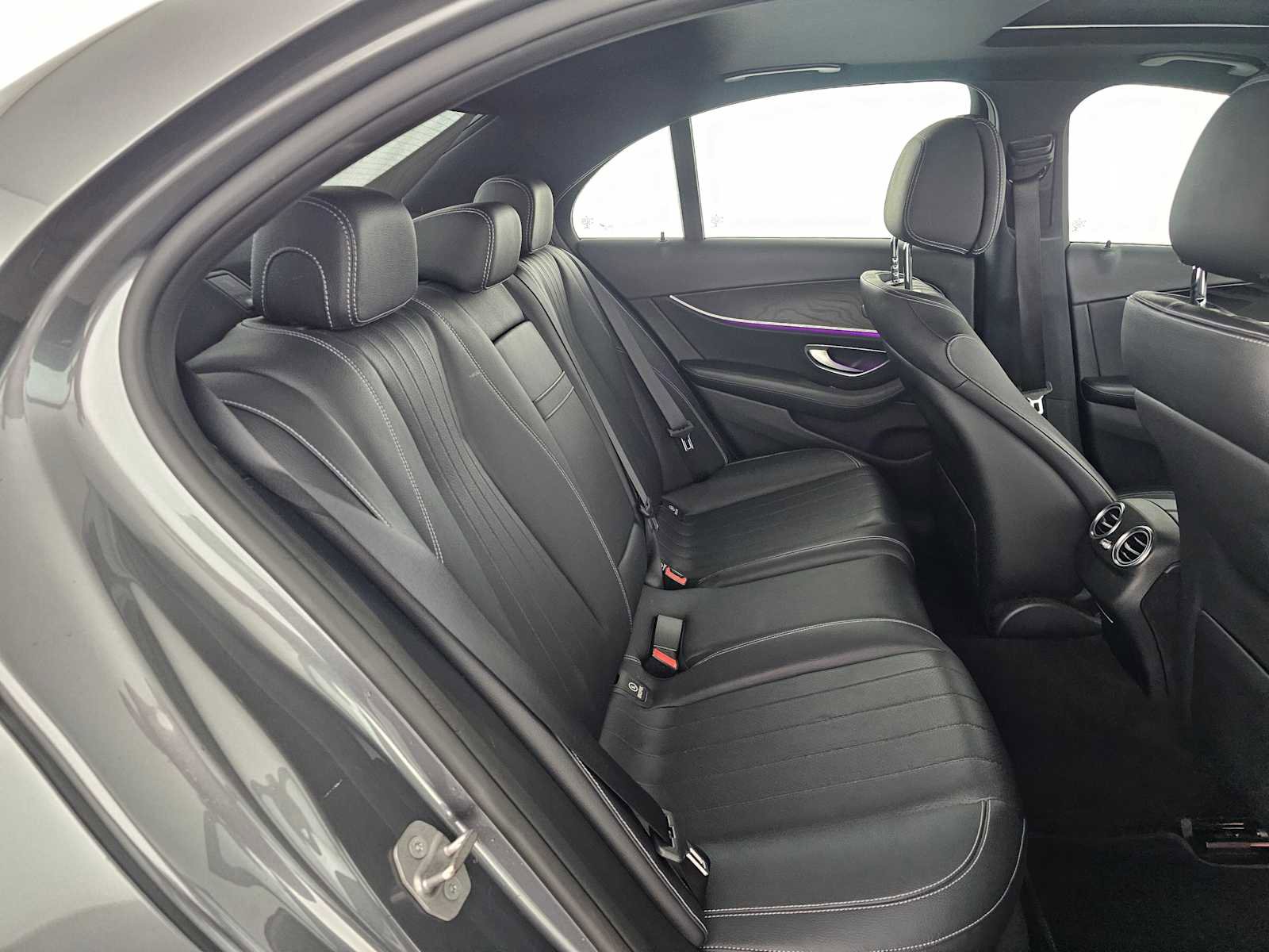 Used 2017 Mercedes-Benz E 300 image 12