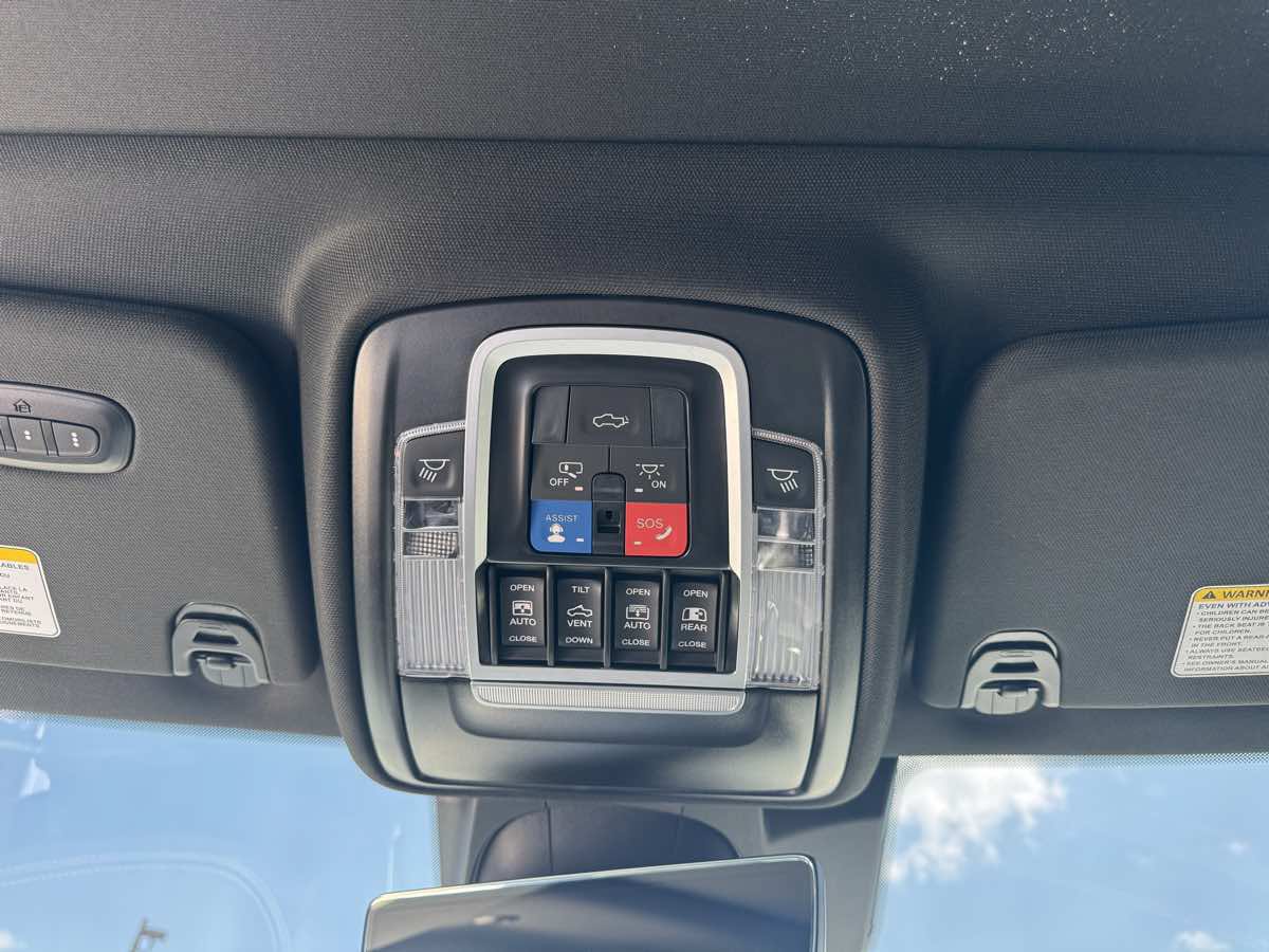 Used 2024 RAM 1500 TRX AWD/4WD image 25