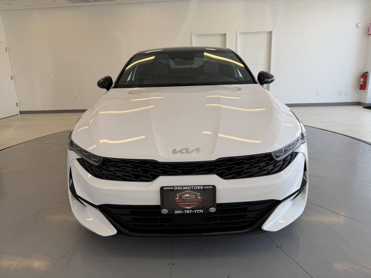 Used 2023 Kia K5 GT-Line image 2