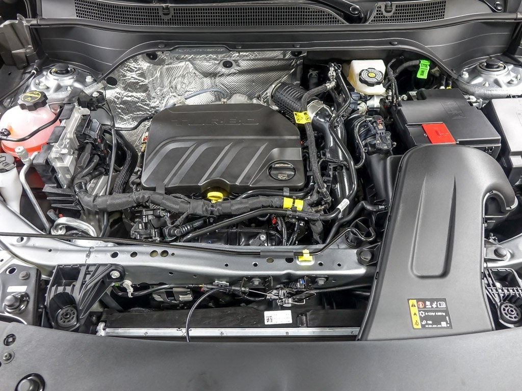 New 2026 Chevrolet Trax LT w/ Driver Confidence Package FWD image 9