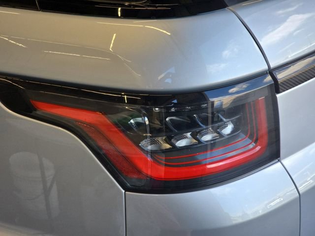 Certified 2022 Land Rover Range Rover Sport SVR AWD/4WD image 36