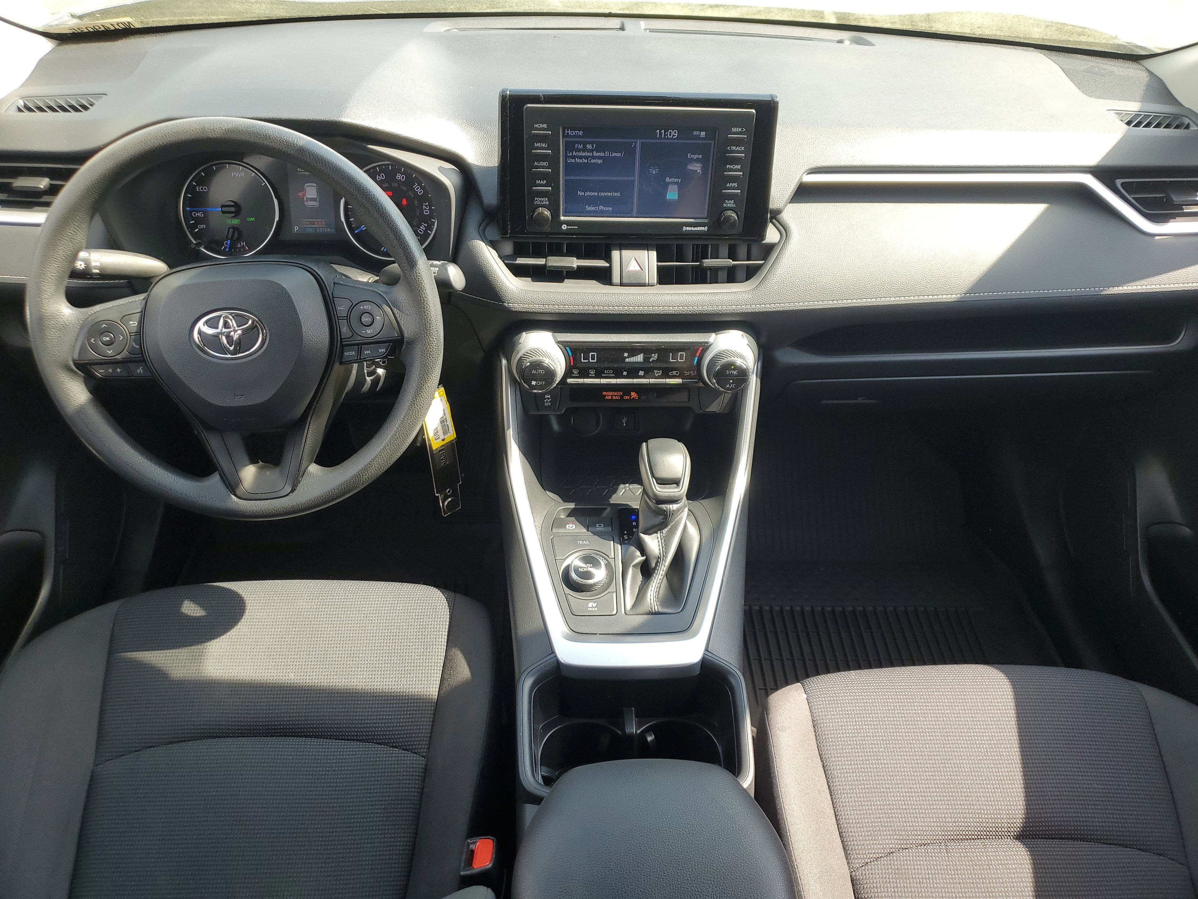 Used 2022 Toyota RAV4 LE image 15