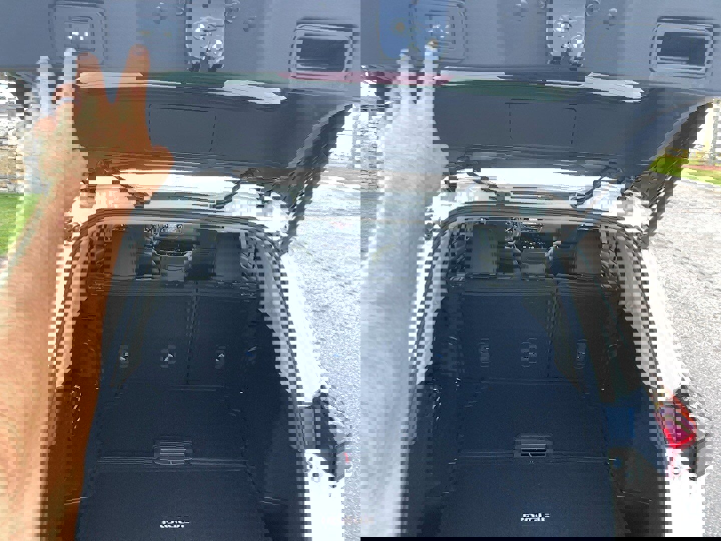 Used 2023 Nissan Rogue SL image 24