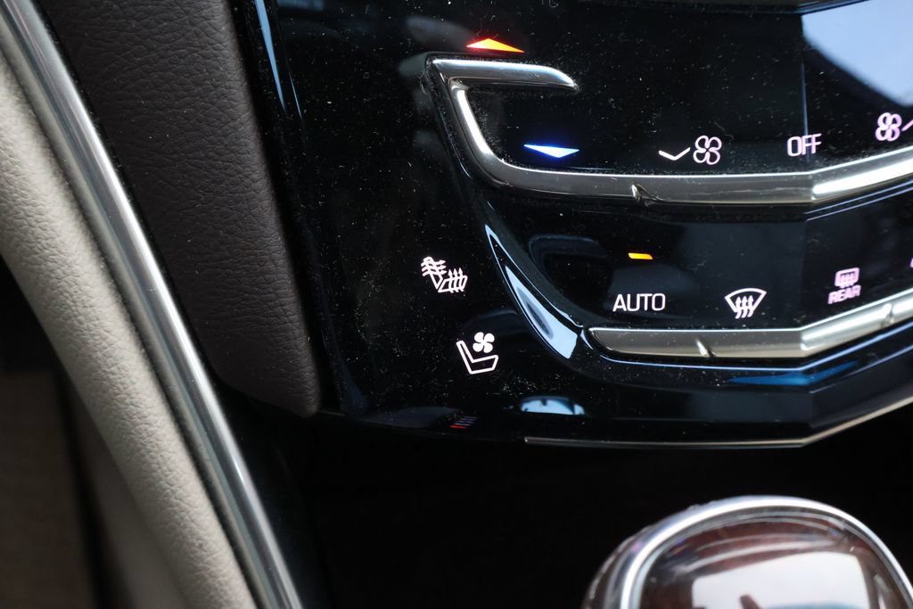 Used 2016 Cadillac XTS Luxury w/ LPO, Protection Package FWD image 26