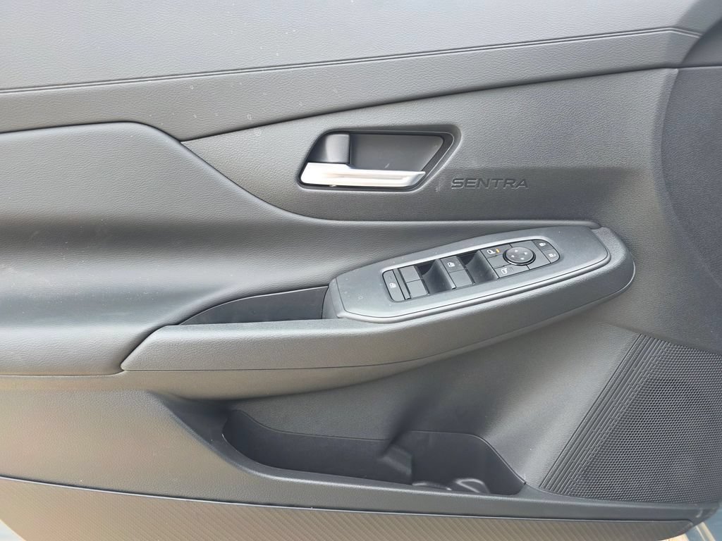 New 2026 Nissan Sentra SV w/ SV Convenience Package FWD image 12
