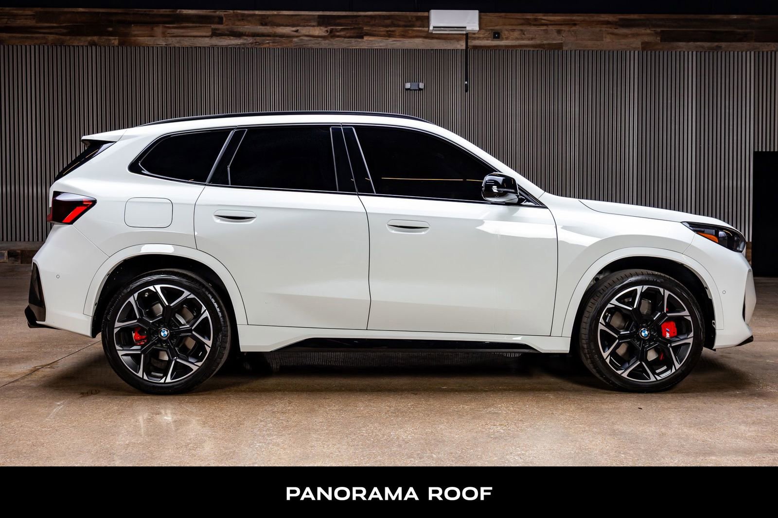 Used 2025 BMW X1 M35i w/ Premium Package image 10