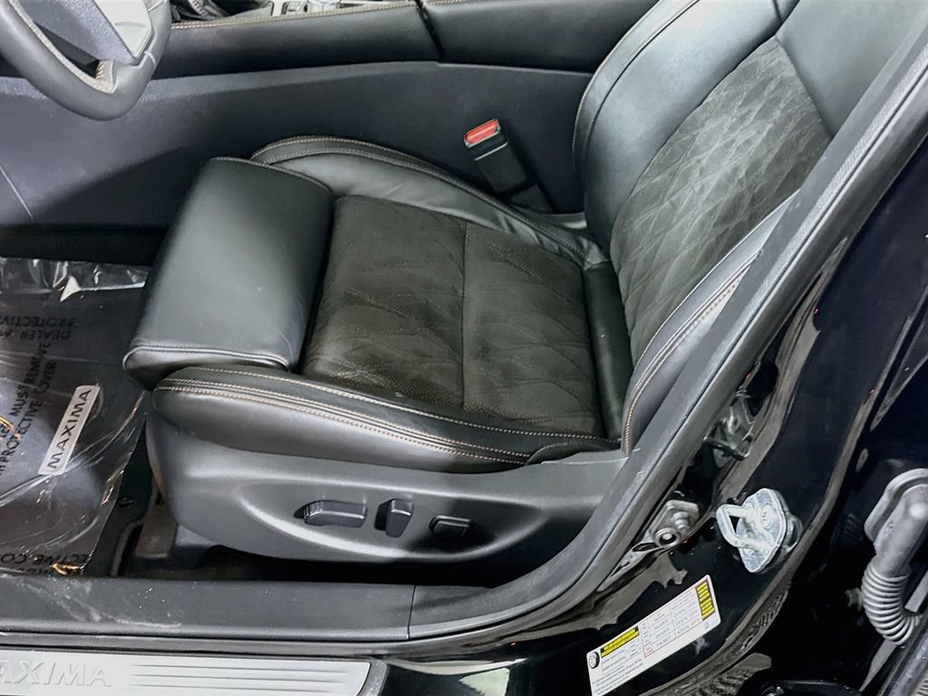 Certified 2022 Nissan Maxima SR w/ Sport Mat Group FWD image 27