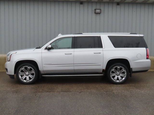 Used 2015 GMC Yukon XL Denali w/ Enhanced Security Package image 7