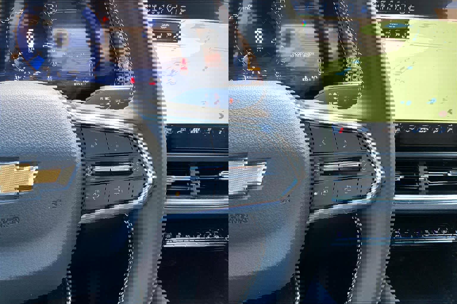 Certified 2025 Chevrolet Equinox EV LT w/ Comfort Package image 23