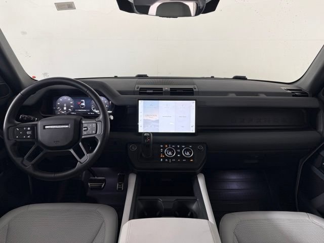 Used 2025 Land Rover Defender 110 S AWD/4WD image 23