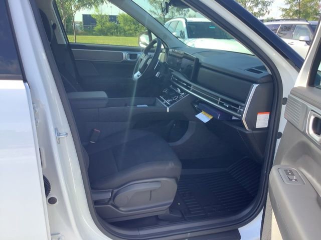 Used 2026 Hyundai Santa Fe SE AWD/4WD image 16