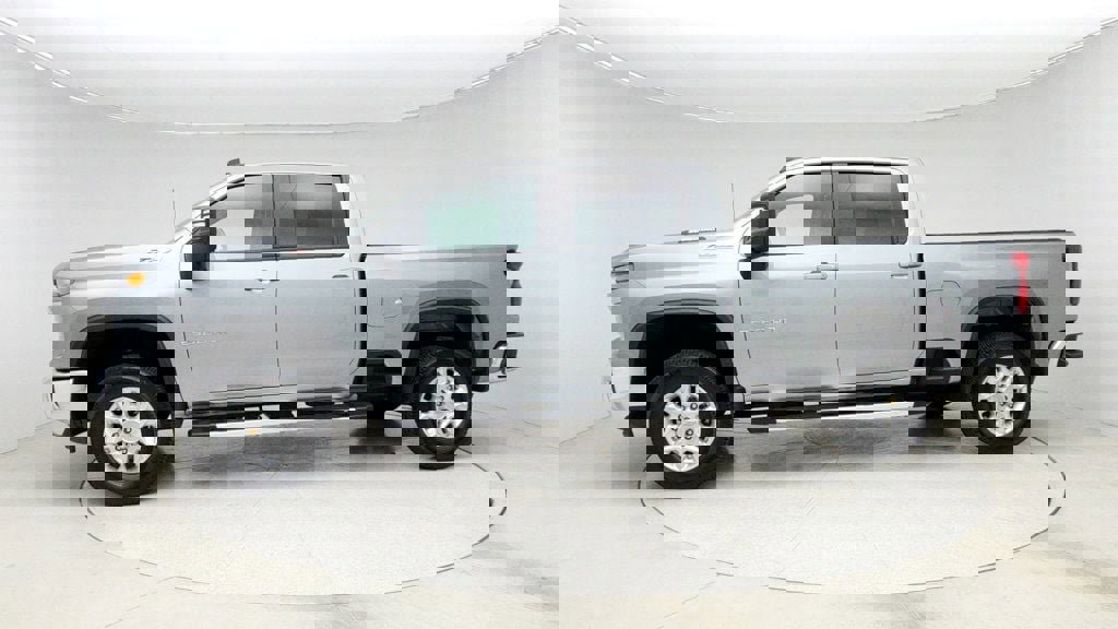 Used 2024 Chevrolet Silverado 2500 LT w/ Z71 Off-Road Package image 8