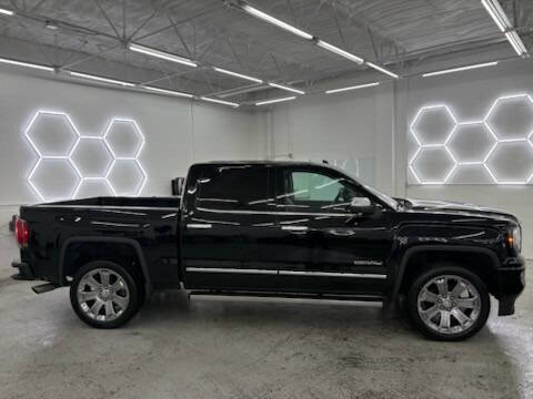 Used 2018 GMC Sierra 1500 Denali w/ Denali Ultimate Package image 3