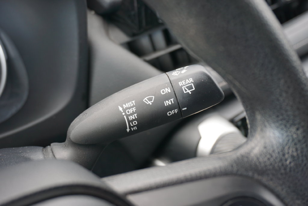 Used 2022 Toyota RAV4 LE AWD/4WD image 23
