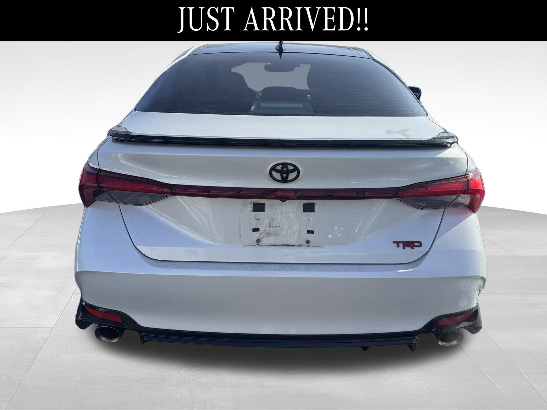 Used 2021 Toyota Avalon TRD image 4