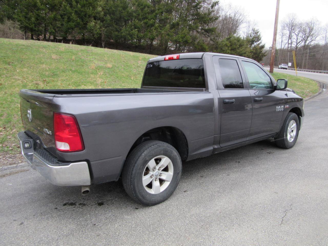 Used 2015 RAM 1500 ST w/ SXT Appearance Group image 3