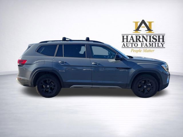 Used 2024 Volkswagen Atlas Peak Edition SEL image 8