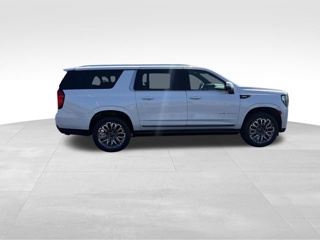 Used 2024 GMC Yukon XL Denali Ultimate AWD/4WD image 7