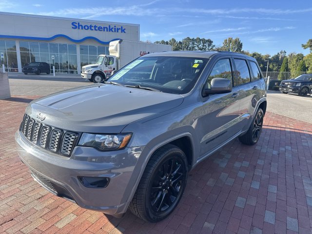 Used 2019 Jeep Grand Cherokee Altitude