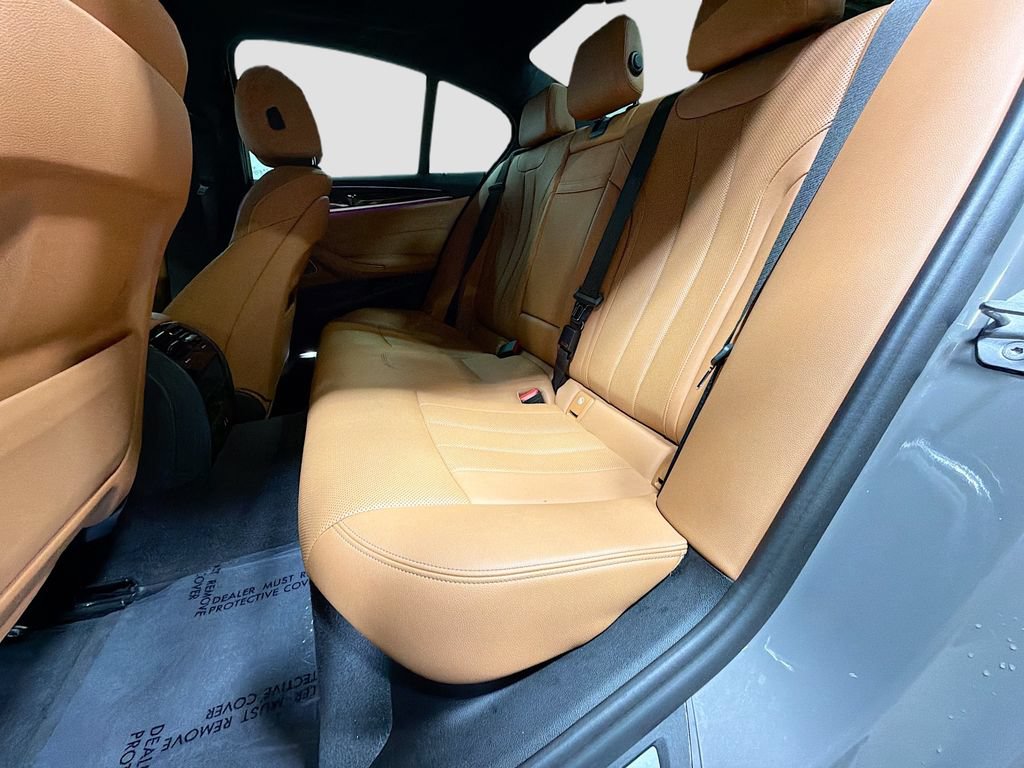 Used 2021 BMW 530i w/ Premium Package RWD image 21