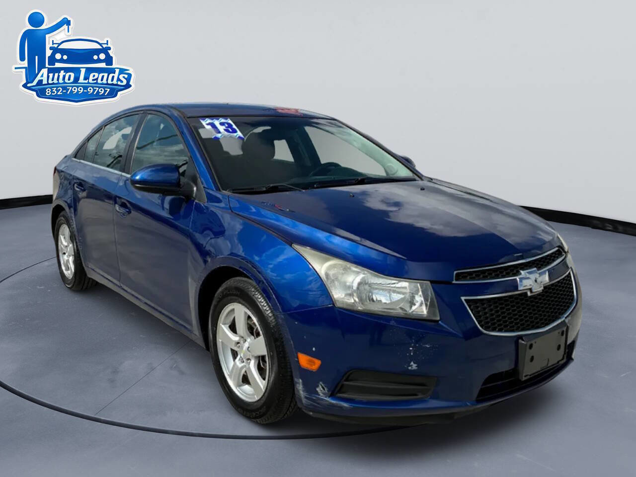 Used 2013 Chevrolet Cruze LT FWD image 2